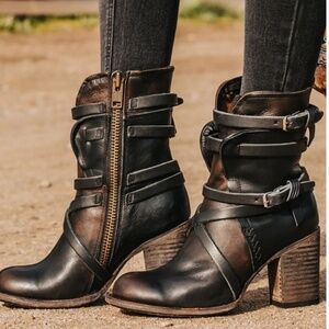 Free Bird Baker boot-black size 8